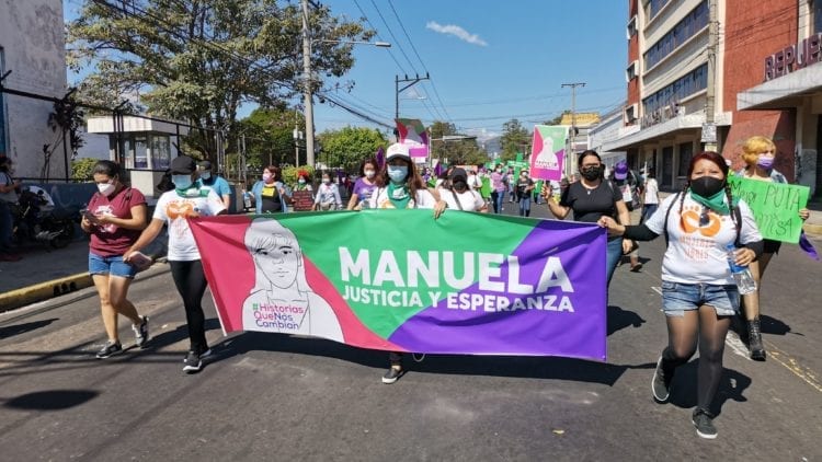 Protestors gather in support of Center client, Manuela in el Salvador