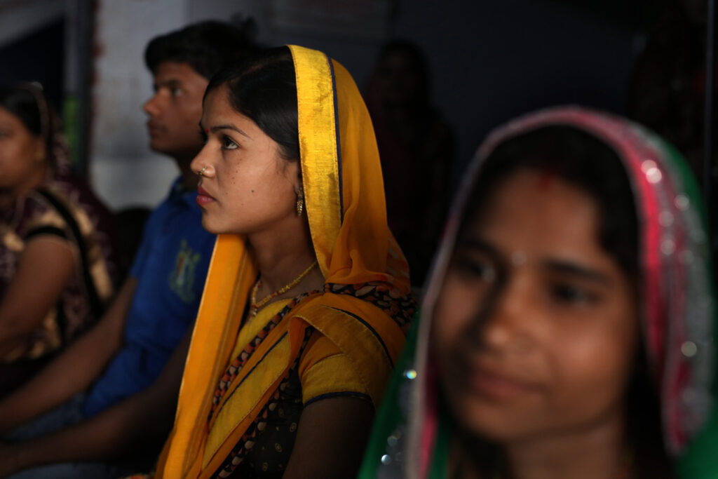 Factsheet Examines the Impact of India’s Laws on Adolescents’ Access to Abortion Care 
