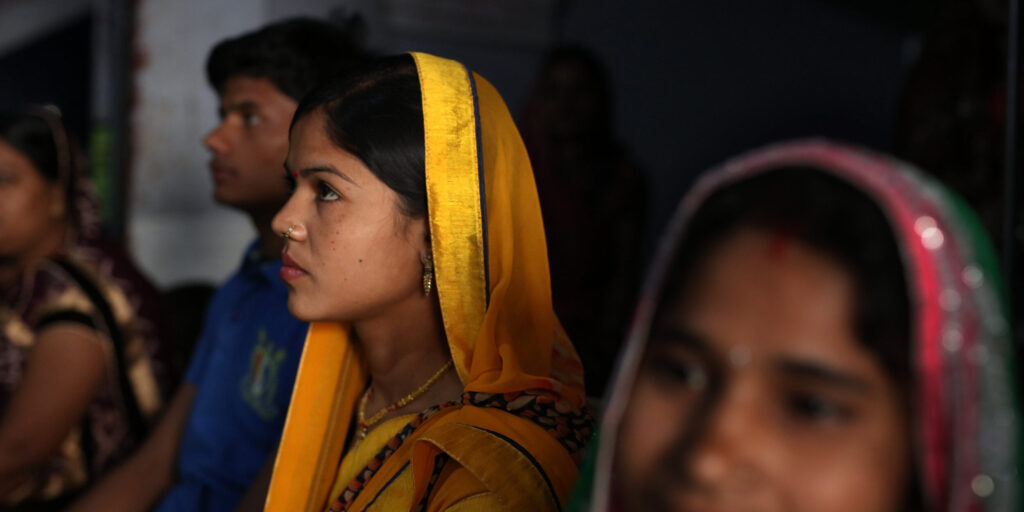 Factsheet Examines the Impact of India’s Laws on Adolescents’ Access to Abortion Care 