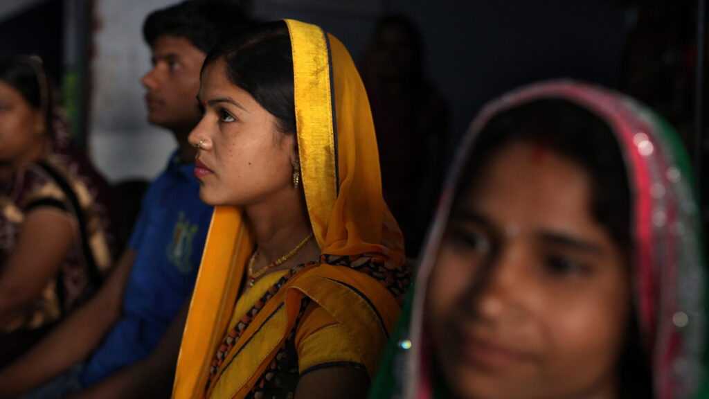 Factsheet Examines the Impact of India’s Laws on Adolescents’ Access to Abortion Care